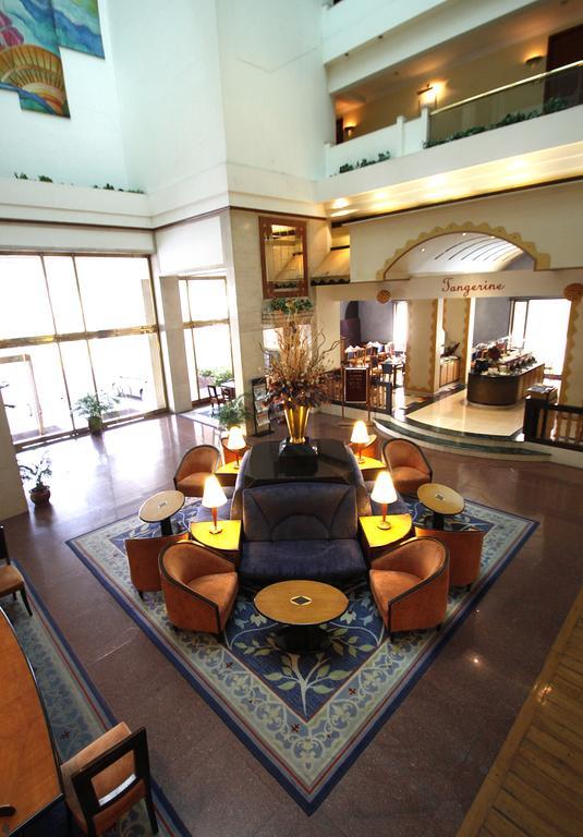 Hotel Sagar Plaza City Centre Пуна Экстерьер фото